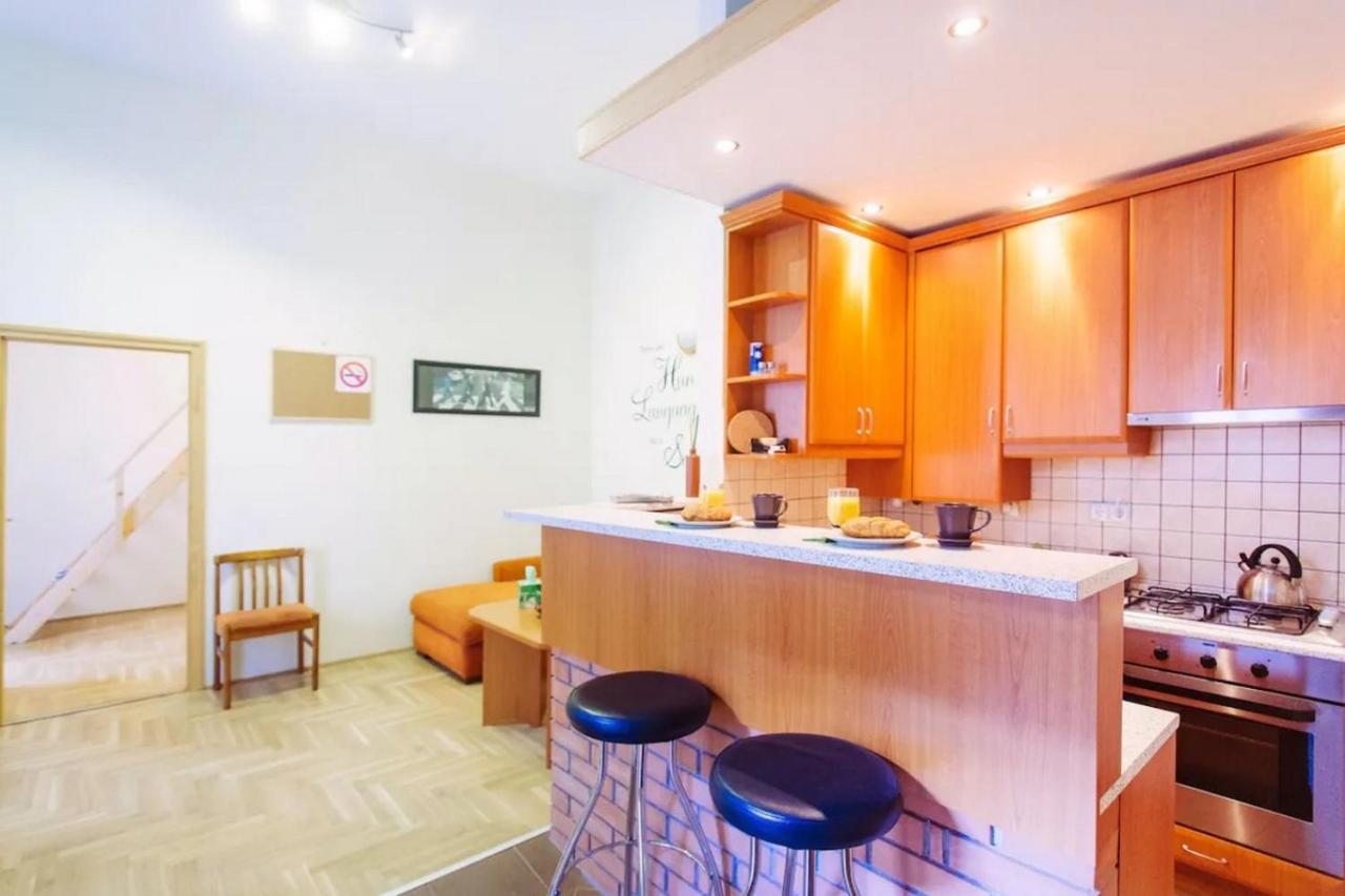 All In 10 Apartment, Bp Downtown Ac Boedapest Buitenkant foto